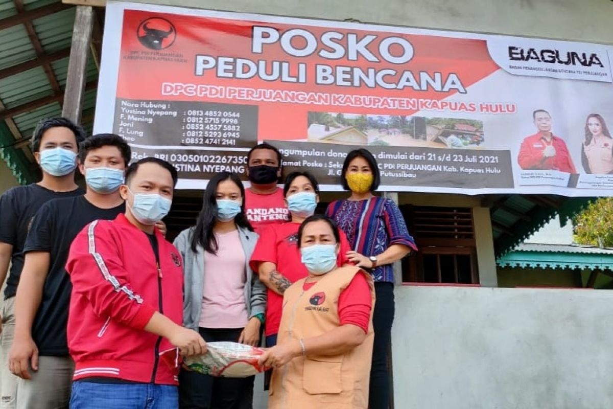 Baguna PDI Perjuangan Kalbar bantu korban banjir Kapuas Hulu