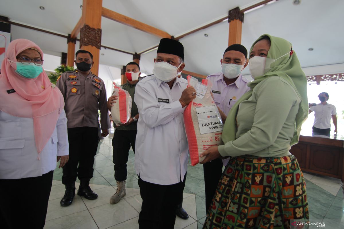 Pemkab Situbondo salurkan bantuan beras untuk KPM PKH dan bansos tunai