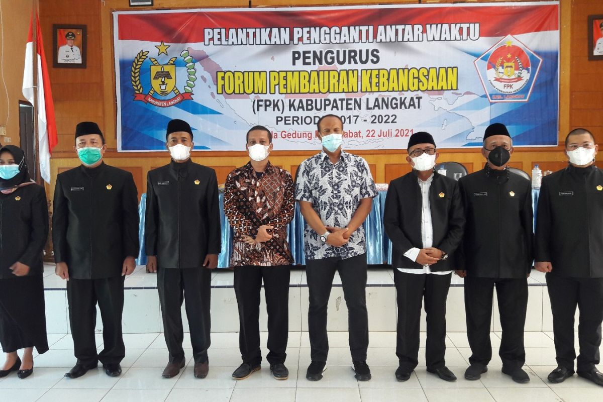 Bupati Langkat lantik PAW Forum Pembauran Kebangsaan