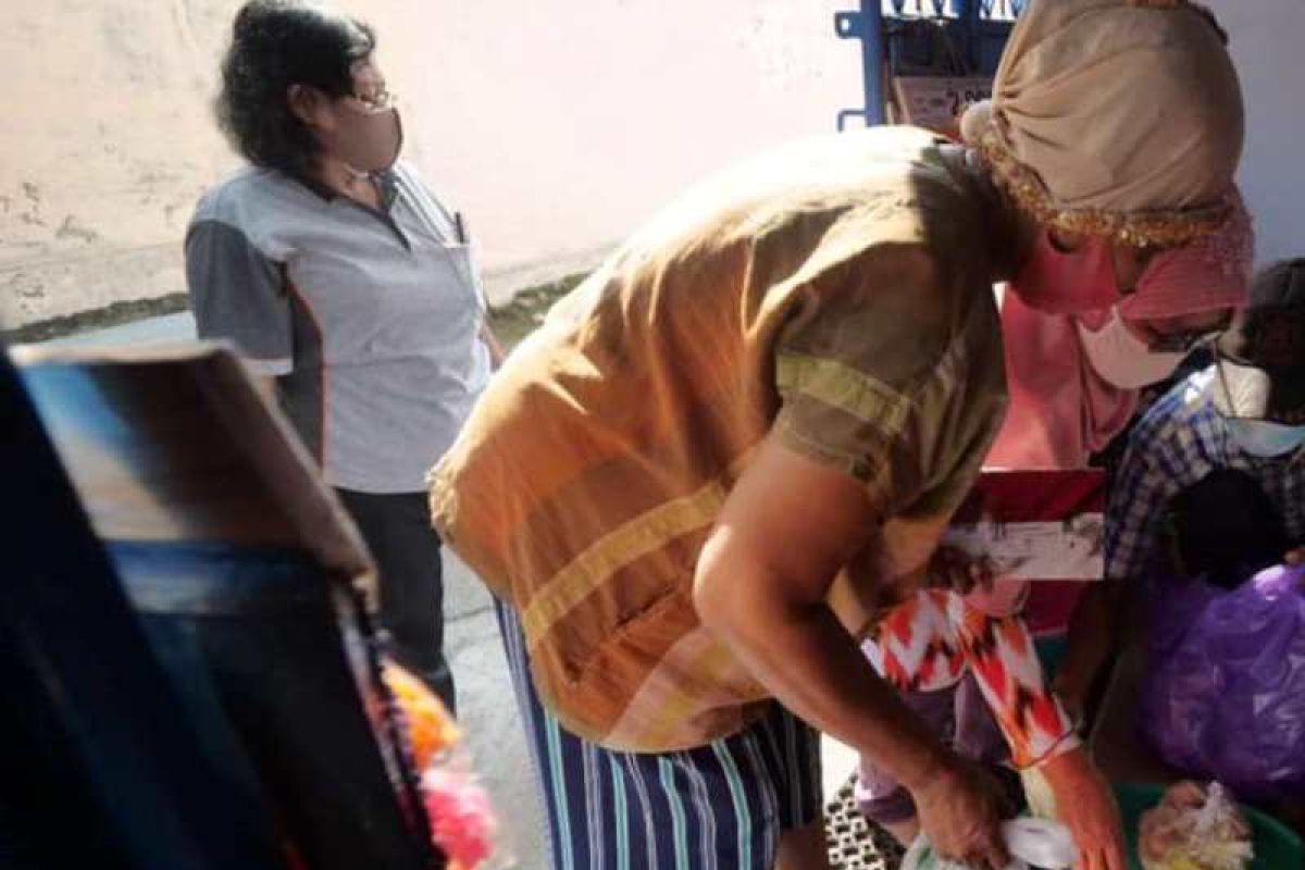 Pemkot Madiun salurkan bantuan kepada ribuan warga terdampak PPKM