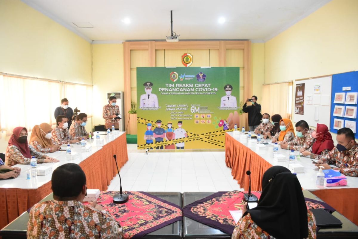 Pemkab Mojokerto luncurkan Call Center TRC COVID-19