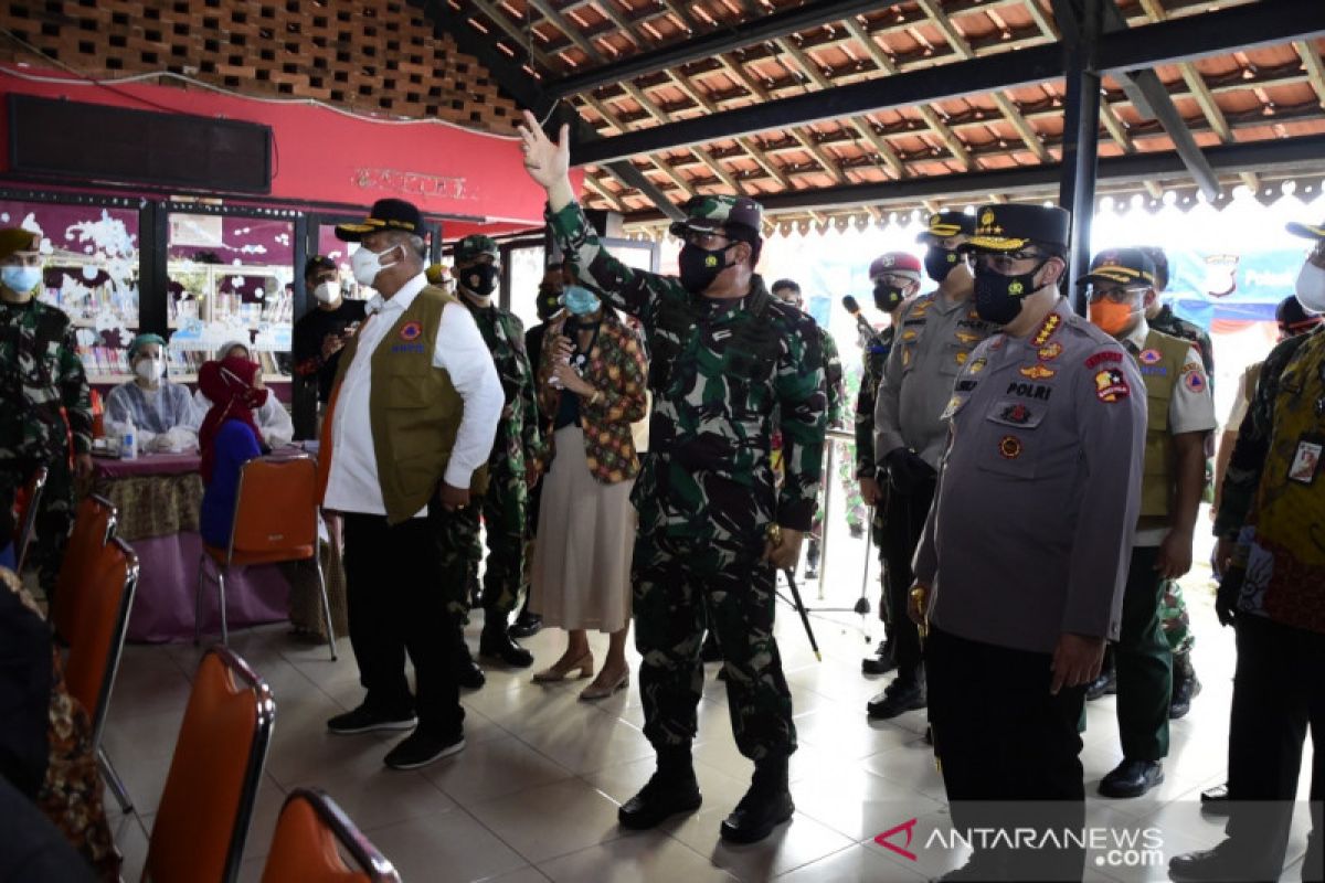 TNI kejar target 70 persen pelaksanaan vaksinasi di Jakarta