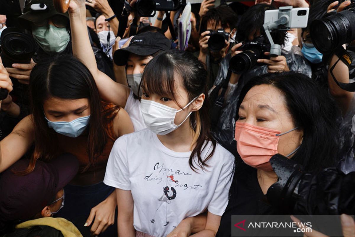 Polisi Hong Kong: Cerita domba dan srigala menghasut