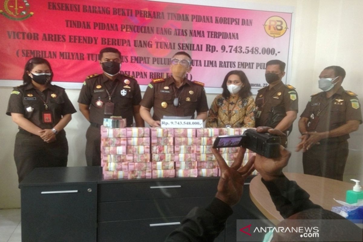 Kejari Jayawijaya mengeksekusi Rp9 miliar korupsi dana desa