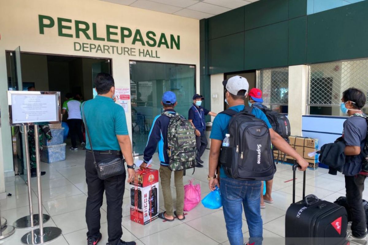 RI Consulate in Tawau sends home 50 Indonesians from Malaysia