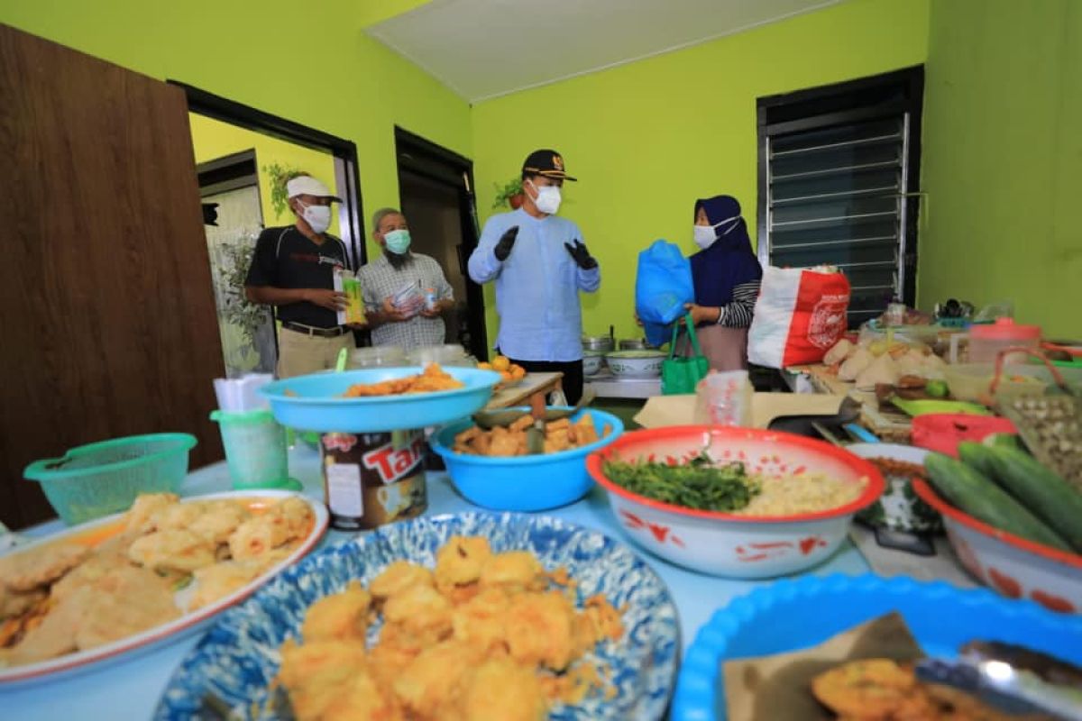 Pemkot Madiun berdayakan PKL untuk sediakan makan warga isoman