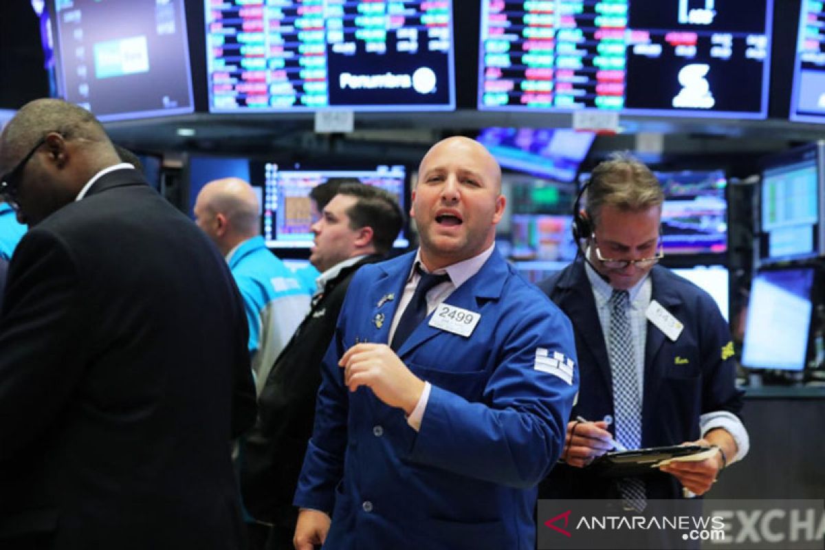 Wall Street menguat Indeks Dow Jones dan S&P ditutup di tertinggi baru