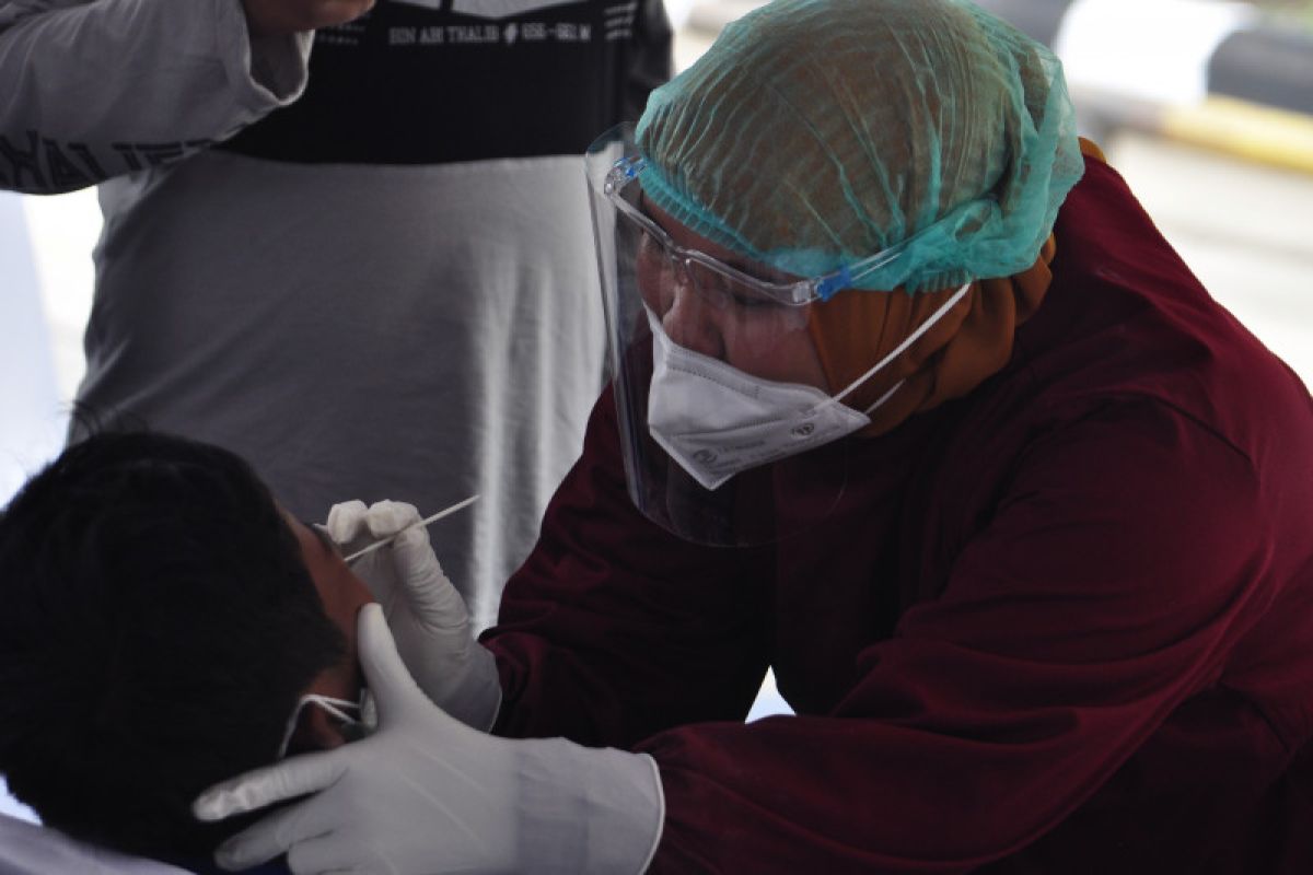 Laboratorium Kesehatan Palembang jamin tetap  layani uji tes PCR