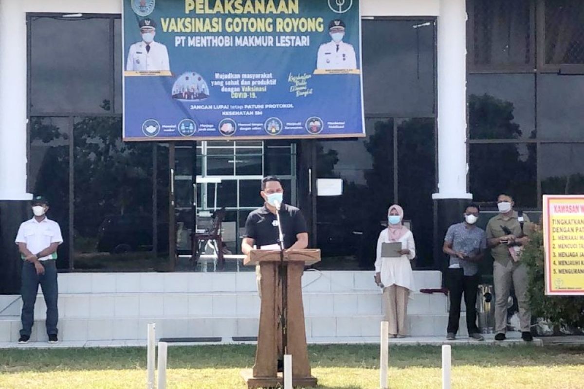 Bupati Lamandau apresiasi gerak cepat dunia usaha dalam vaksinasi