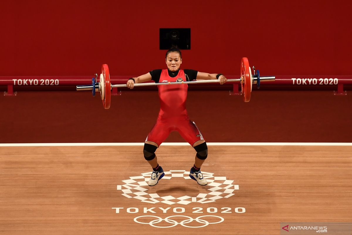 Olimpiade Tokyo: Lifter Windy Cantika sumbang medali pertama untuk Indonesia