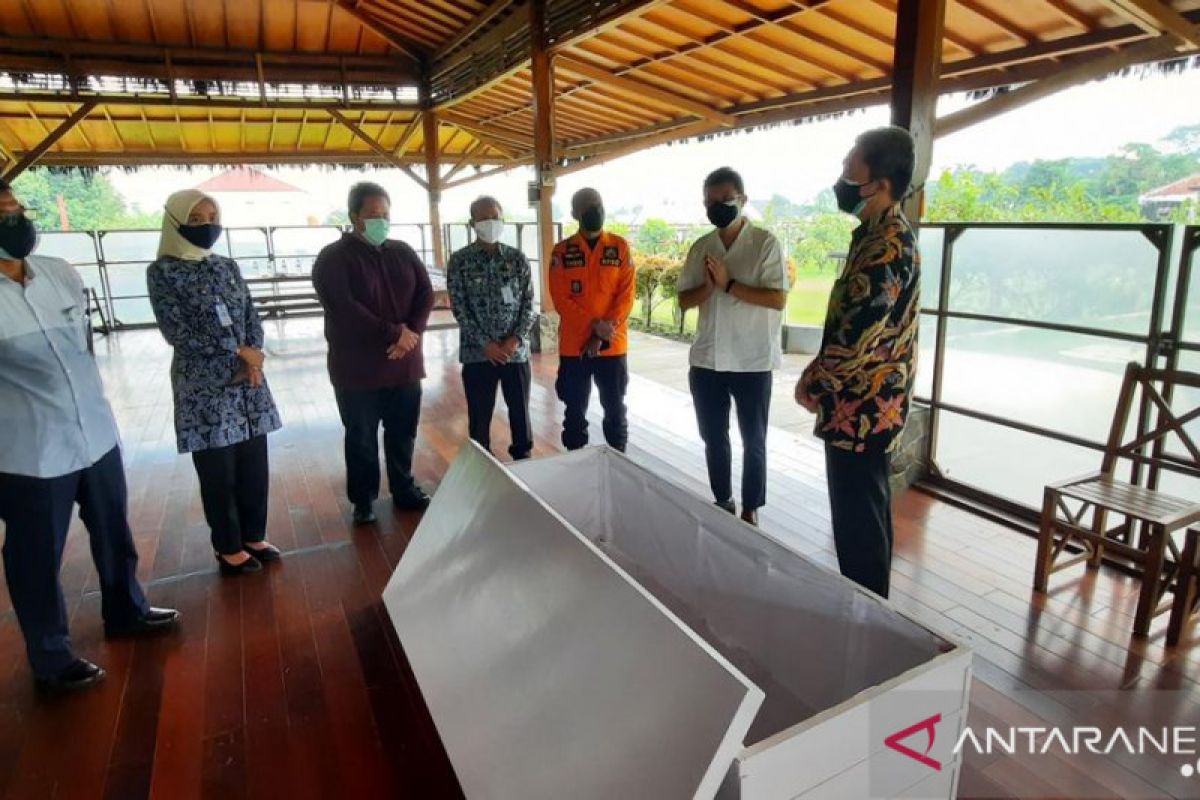 Pemkot Bogor terima bantuan peti jenazah