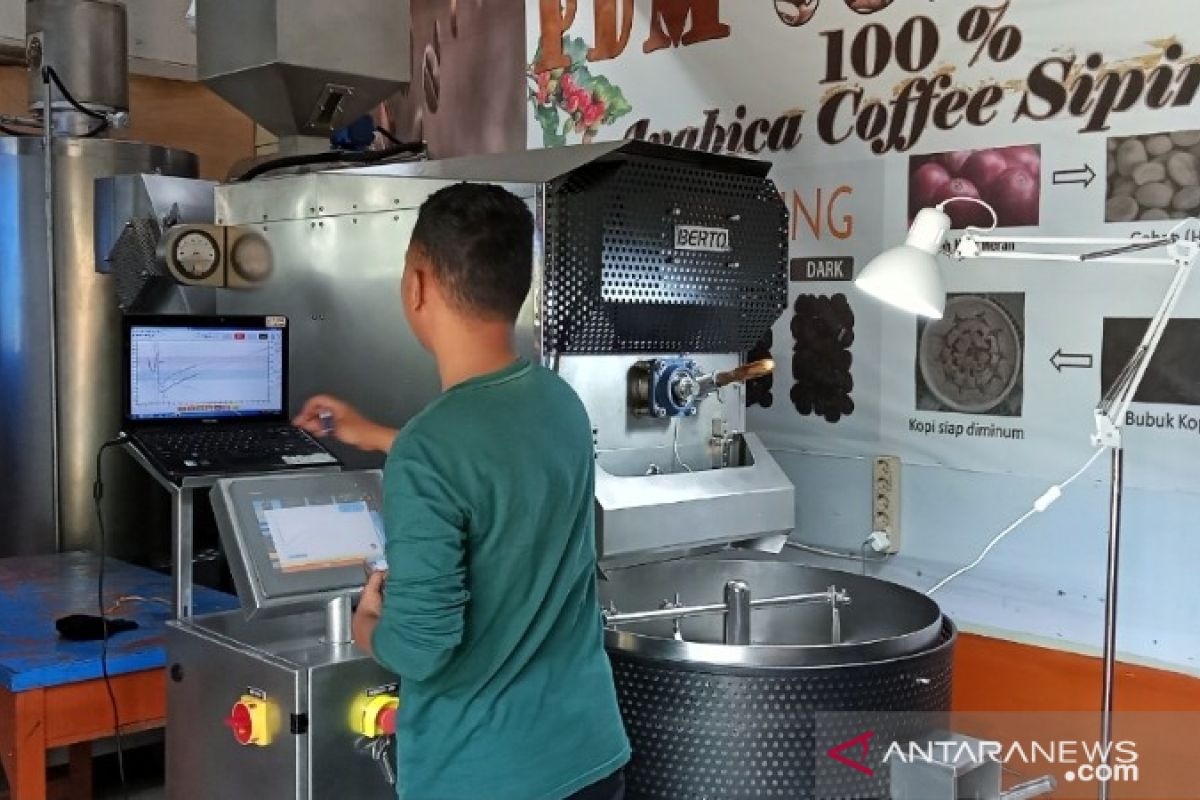 PPKM, omset PDM Coffee Tapsel turun hingga 50 persen