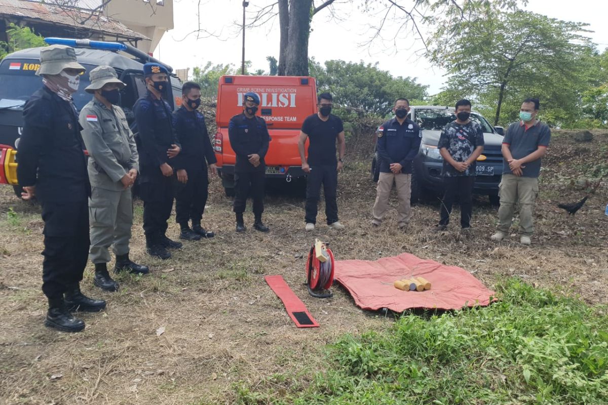 Polisi sebutkan bom lontong milik teroris Poso berdaya ledak tinggi