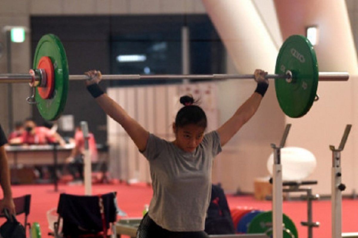 Lifter Windy Cantika sumbang medali pertama untuk Indonesia di Tokyo 2020