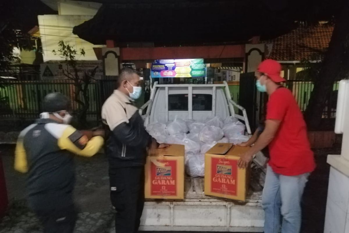 Agar tepat sasaran, Legislator kawal penyaluran bantuan sembako di Surabaya