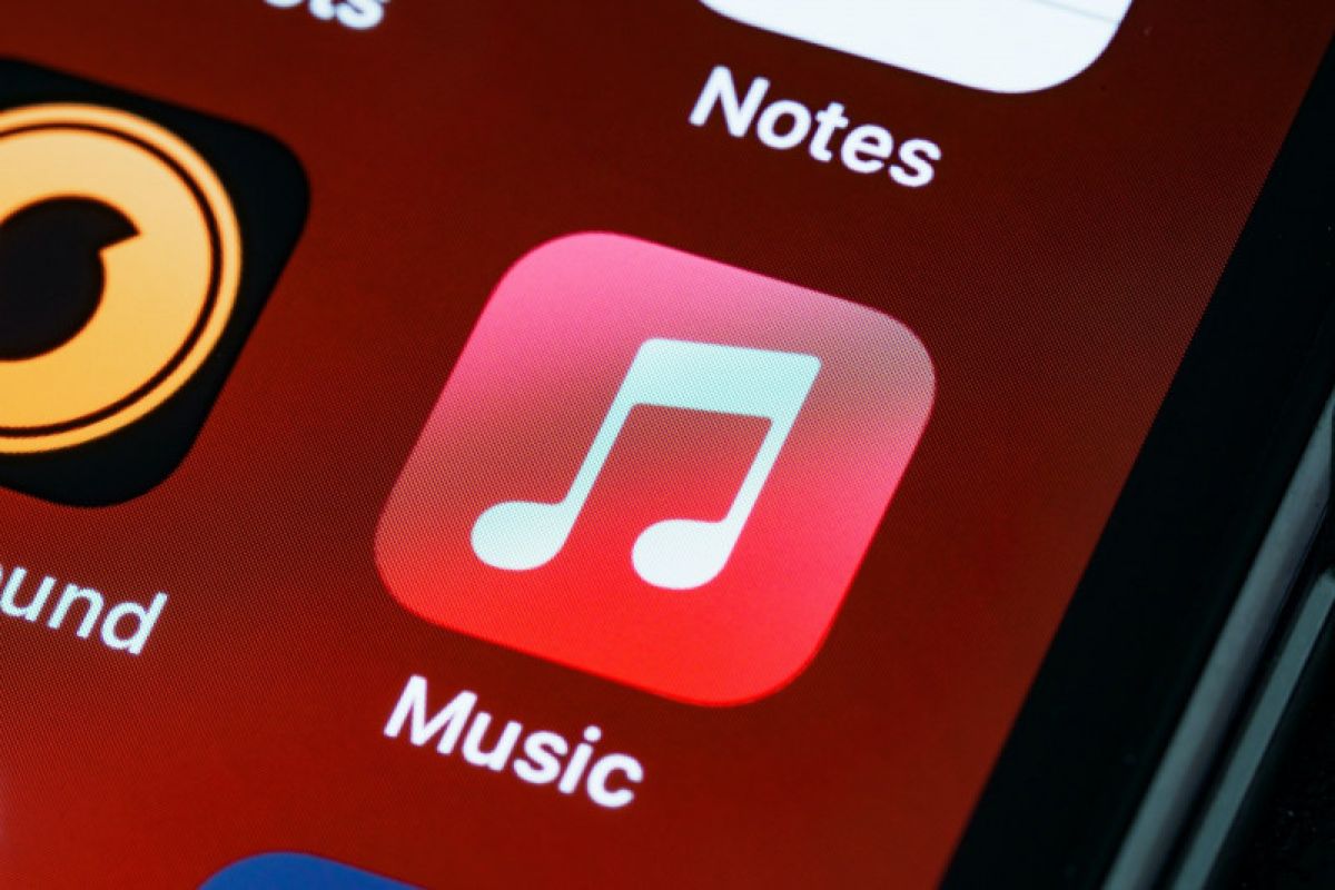 "lossless quality" dan "spatial audio" Apple Music hadir di Android