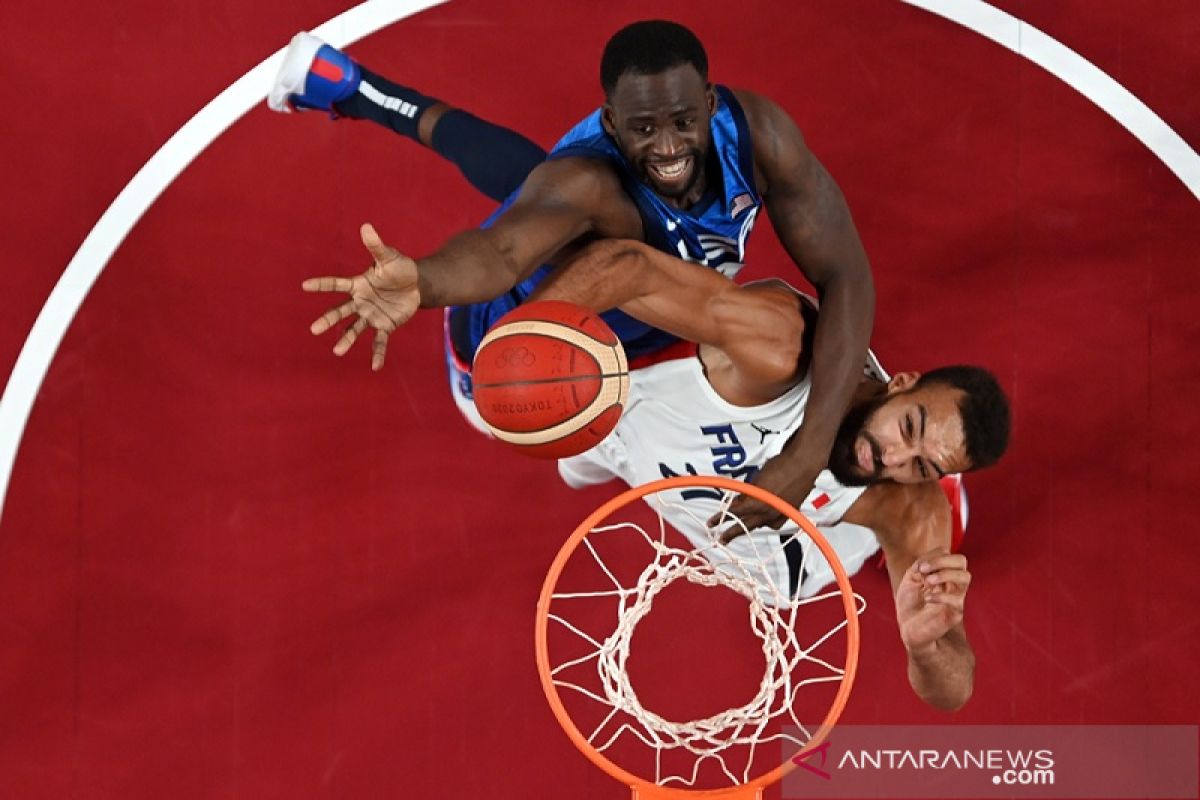 Amerika dipecundangi Prancis tutup hari pertama basket putra