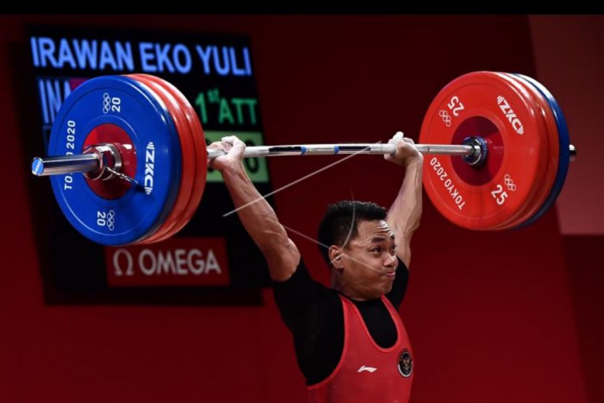 Lifter Indonesia Eko Yuli raih medali perak