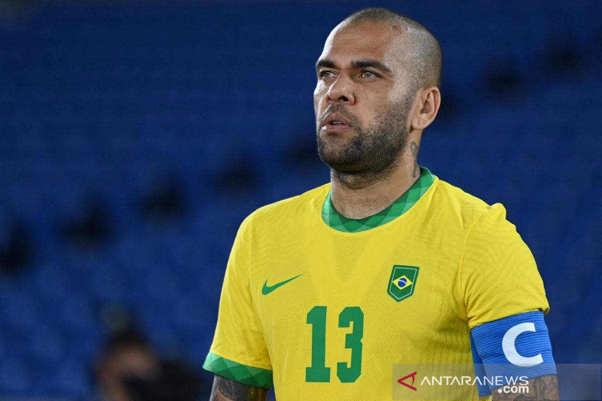 Kasus pelecehan seksual, klub Meksiko Puma pecat Dani Alves