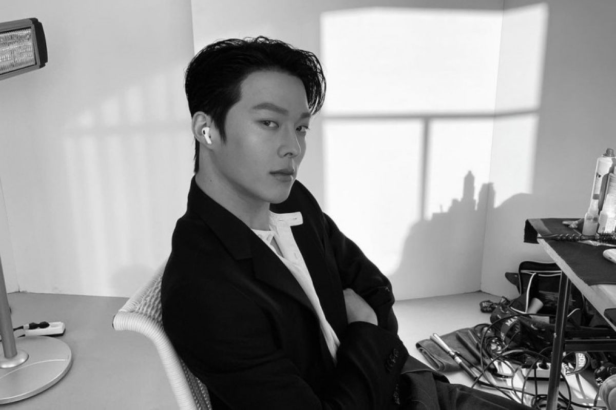 Jang Ki-yong wamil sampai menjaga kebersihan handuk