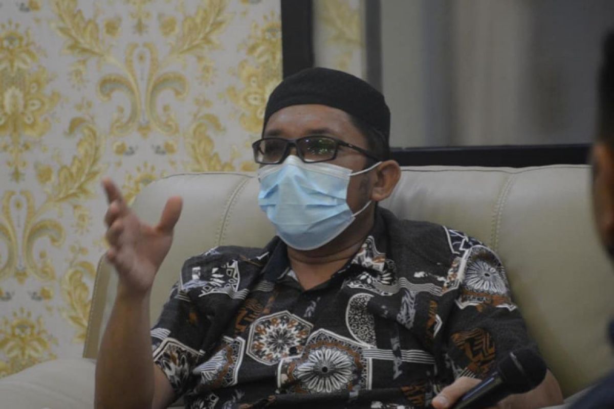 PPKM di Padang diperpanjang, warga luar provinsi wajib vaksin dan PCR/rapid test antigen