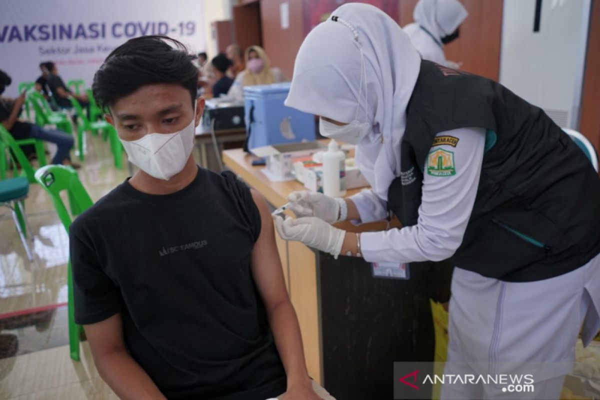 Stok vaksin COVID-19 di Aceh menipis, enam Puskesmas mulai kosong