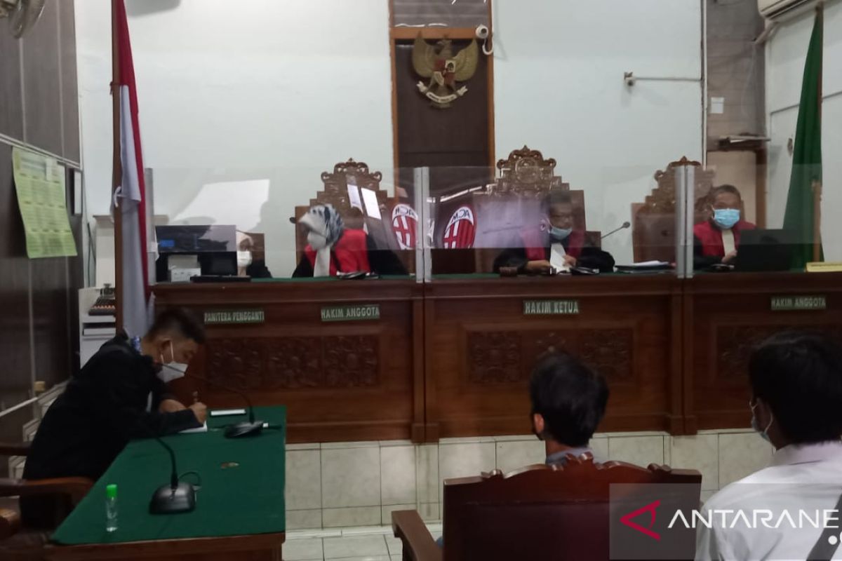 Begini pertimbangan hakim vonis bebas mandor renovasi Gedung Kejagung