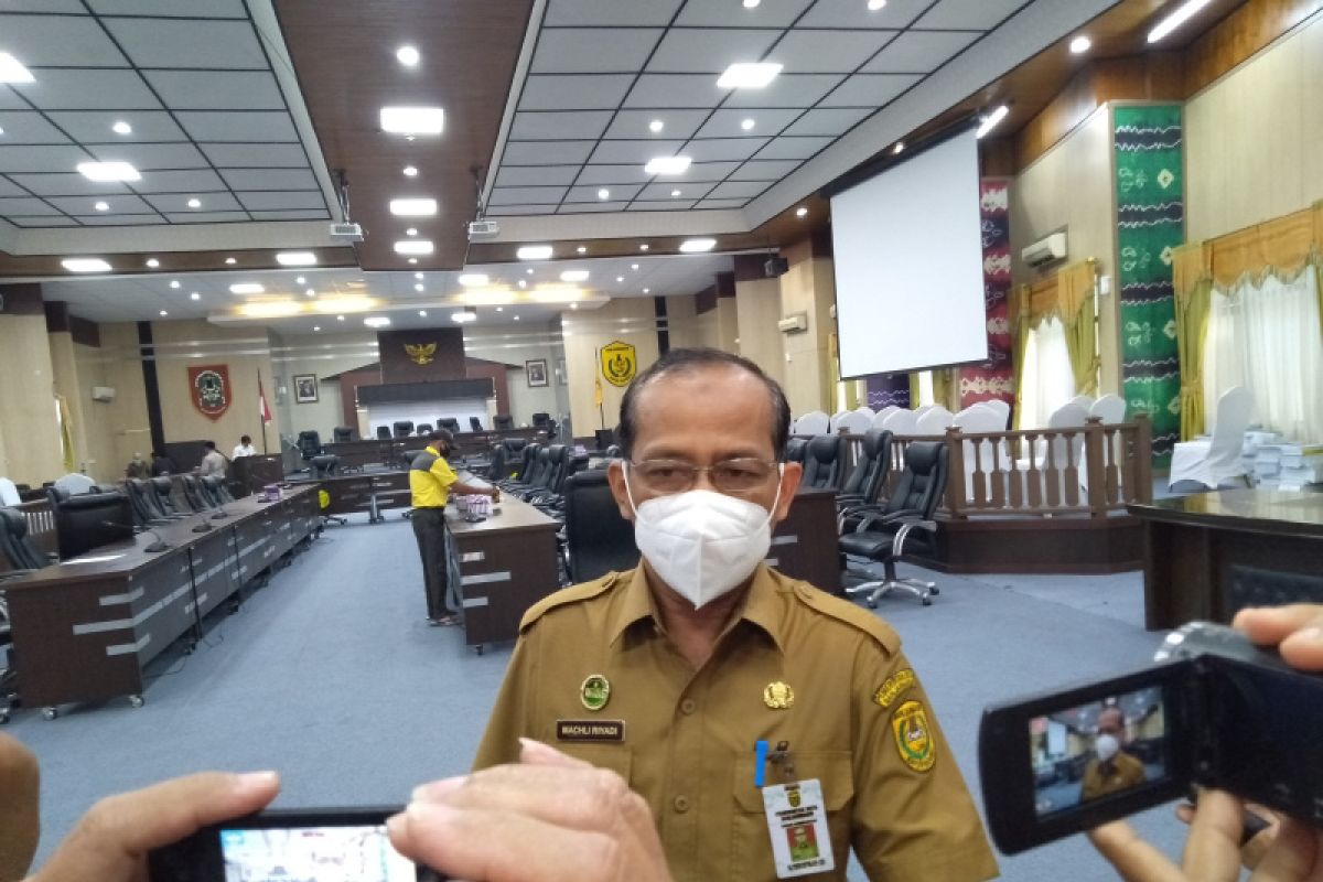 Banjarmasin kekurangan vaksin bahkan untuk penuhi suntik kedua