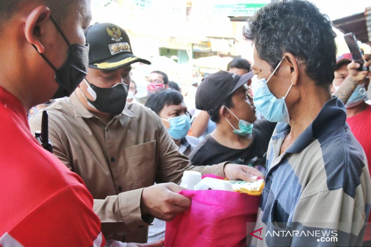 Pemkot Medan salurkan 139.000 paket bahan pokok untuk warga terdampak PPKM