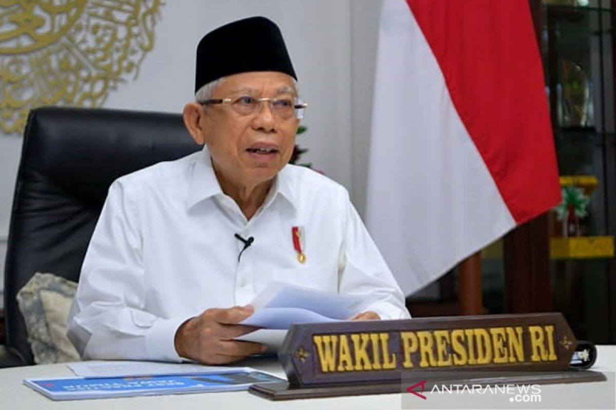 Wapres Ma'ruf Amin minta manfaatkan situasi pandemi untuk tingkatkan literasi ekonomi syariah