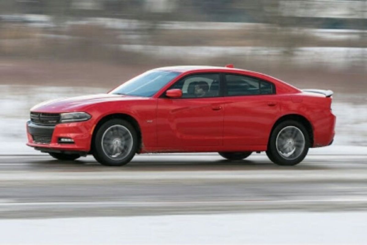 Dodge akan pindahkan produksi Charger dan Challenger dari Ontario di Kanada ke AS