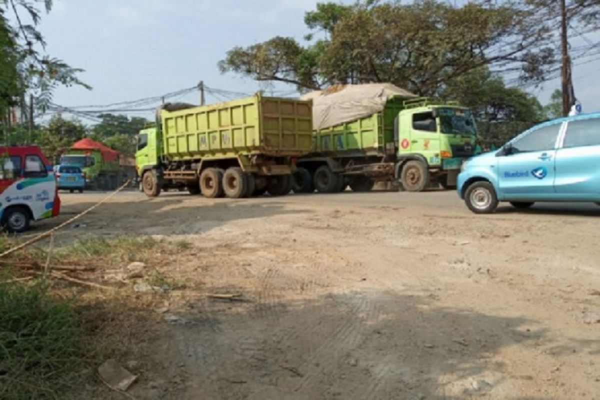 DPRD dorong Pemkot segera perbaiki kerusakan Jalan Raya Perancis