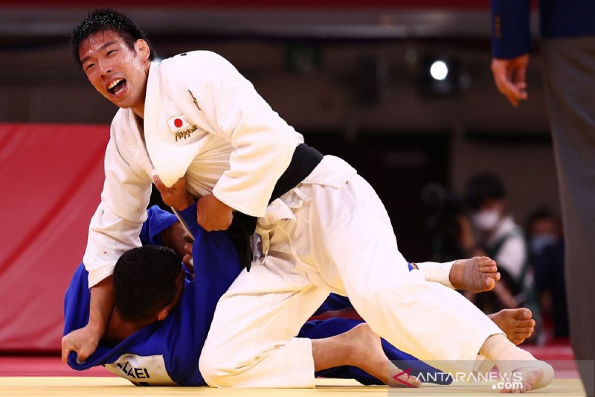 Klasemen medali Olimpiade, Jepang jaga puncak berkat sofbol dan judo