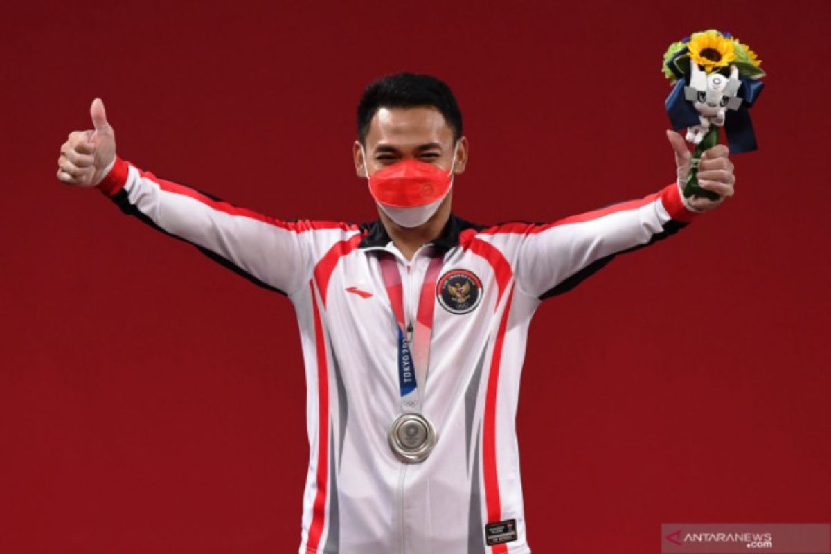 Kunci sukses angkat besi menjaga tradisi medali Olimpiade