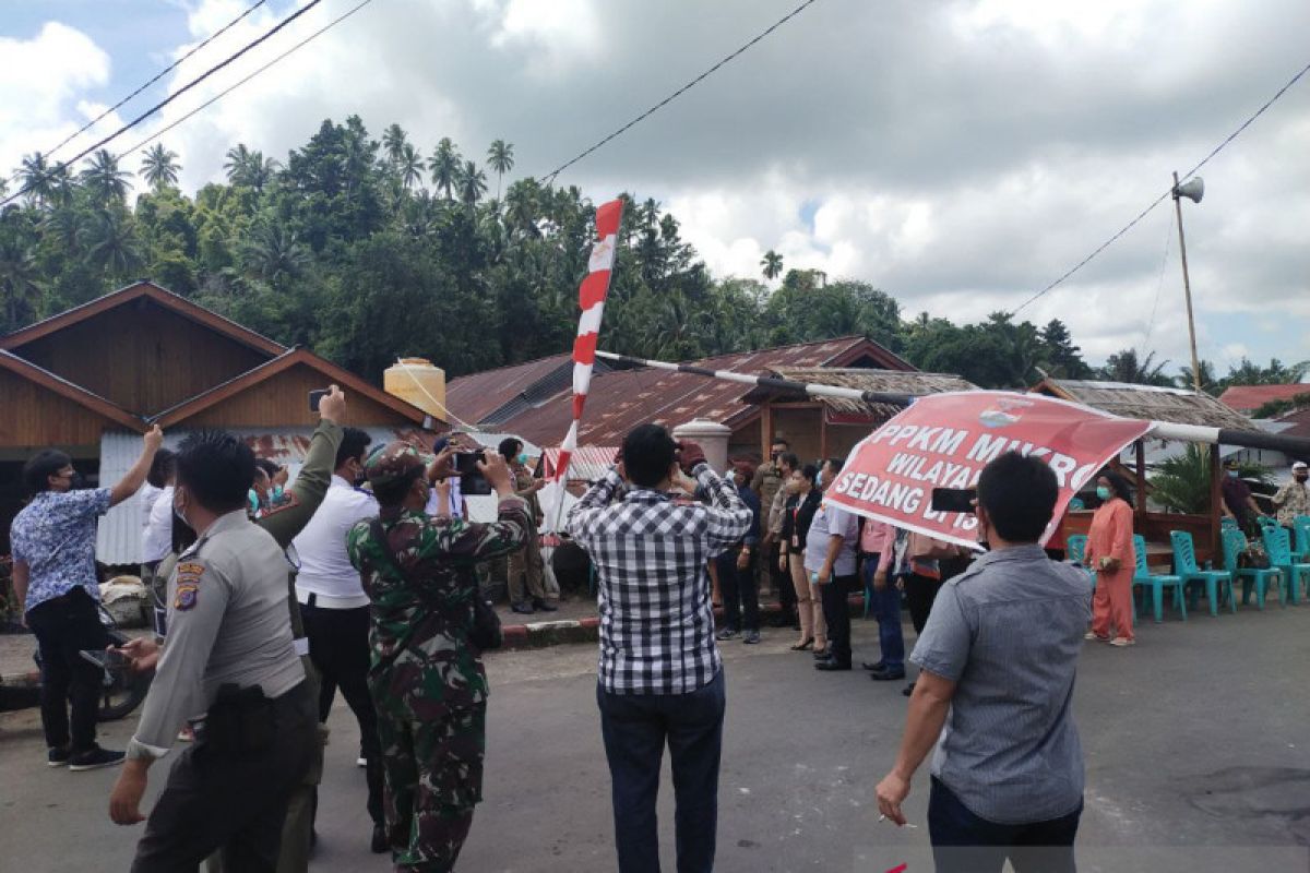 Satgas COVID-19 Minahasa Tenggara cabut status PPKM di Desa Wioi