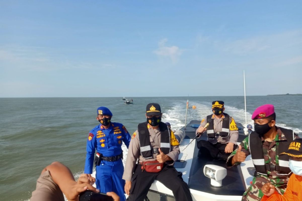 Kapolres Langkat ikut cari nelayan yang hilang di laut