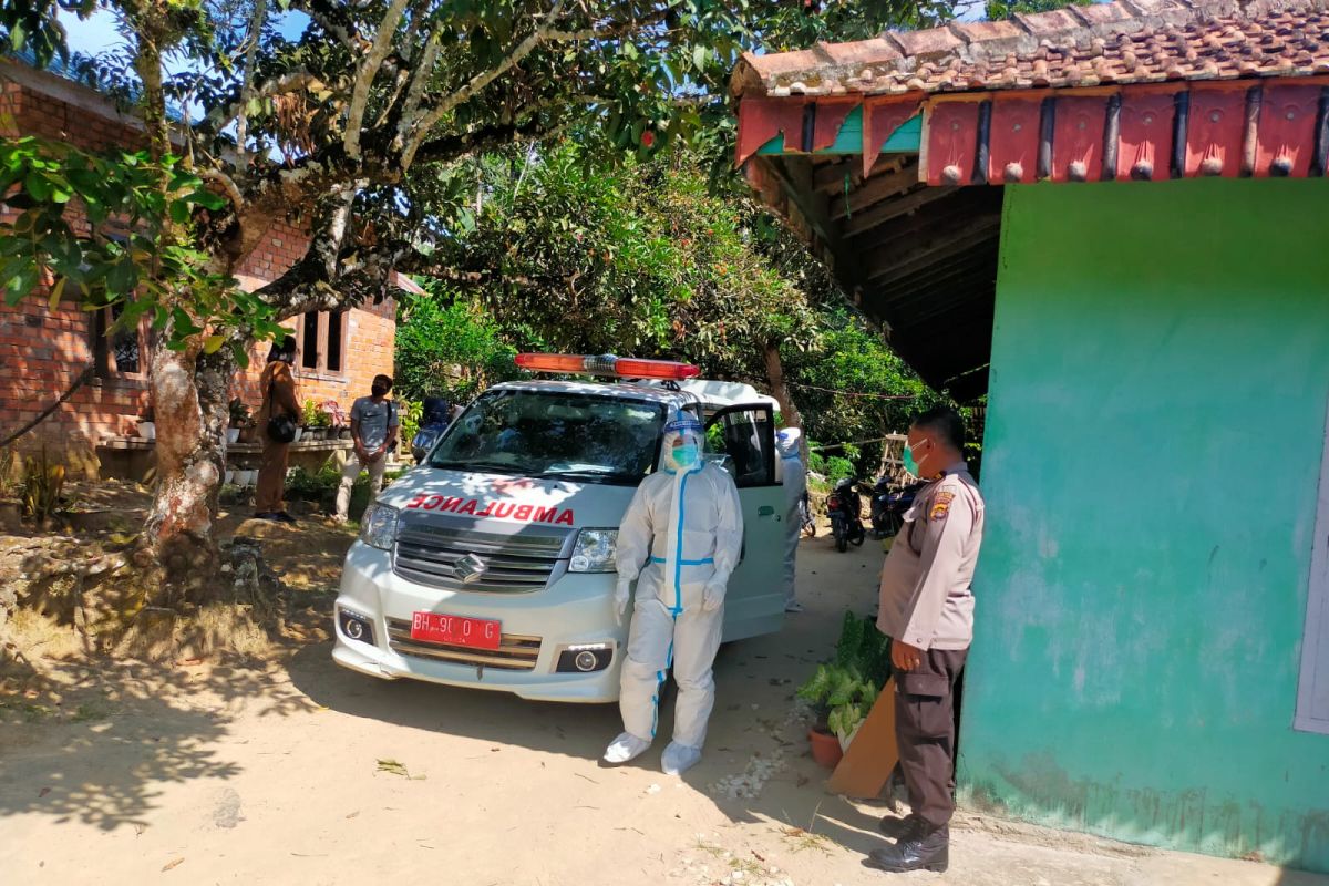 Polres Muarojambi gerak cepat evakuasi ibu hamil terpapar COVID-19 ke Rumah Sakit