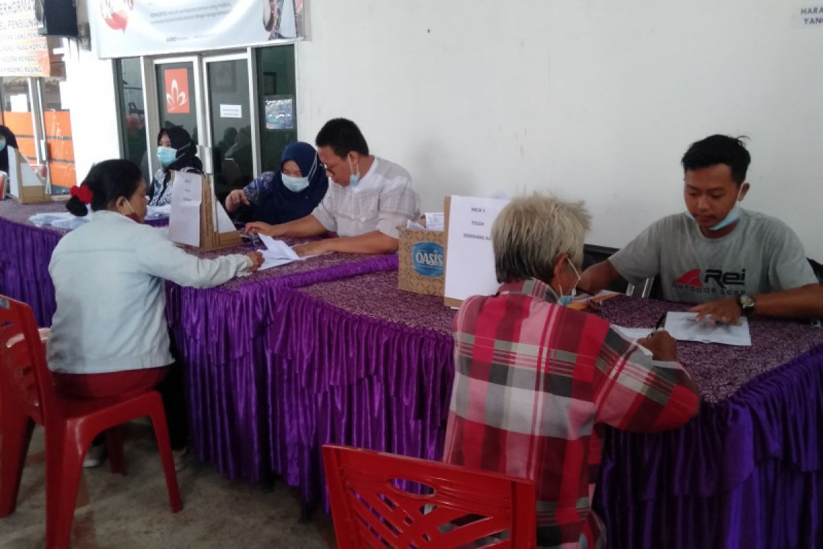 Kantor Pos Baturaja cairkan dana BST