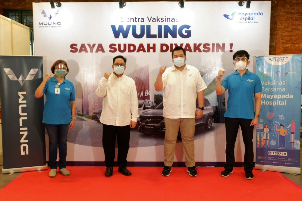 Wuling buka sentra vaksinasi COVID-19 di Kelapa Gading