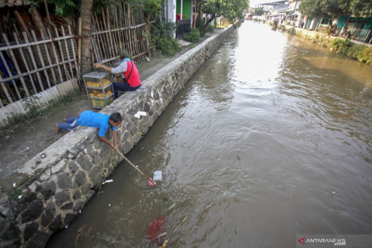 Sungai di Indonesia masih tercemar berat