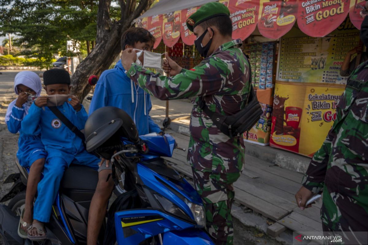 Kepatuhan terhadap prokes meningkat di hampir semua provinsi