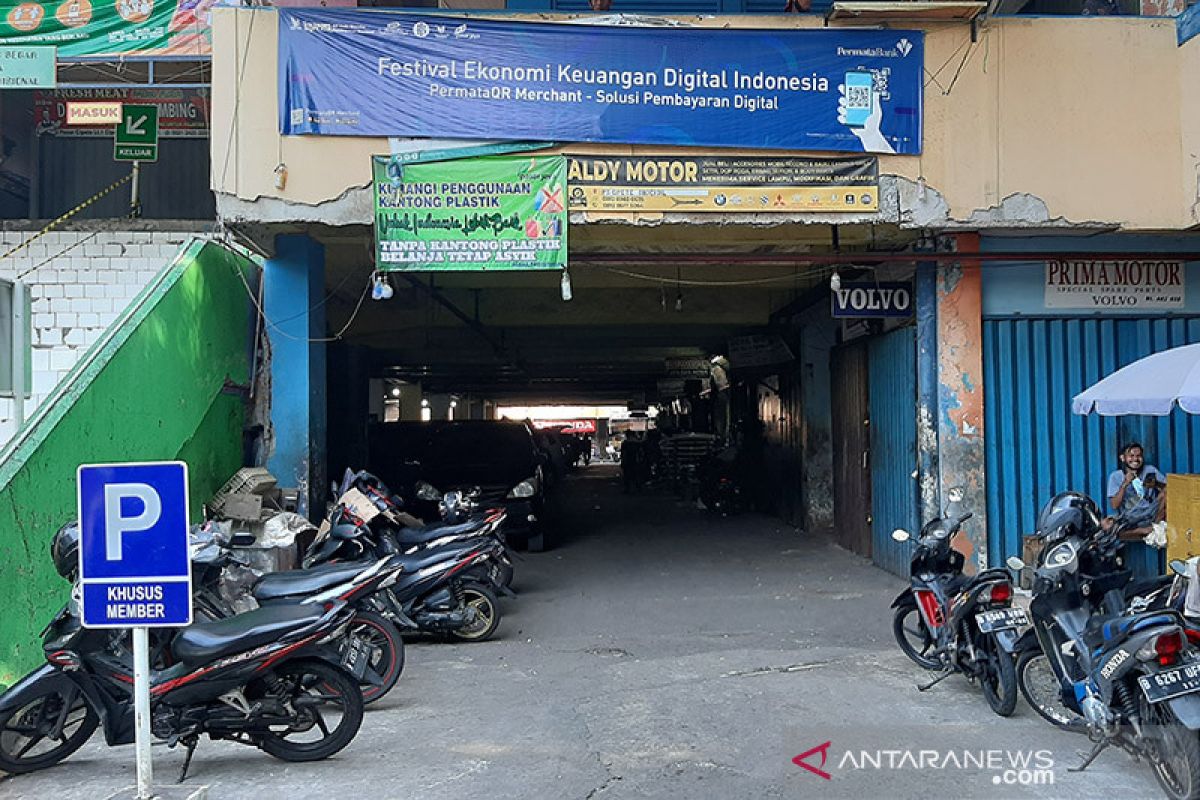 Pengunjung Pasar Cipete Utara meningkat 40 persen selama PPKM Level 4