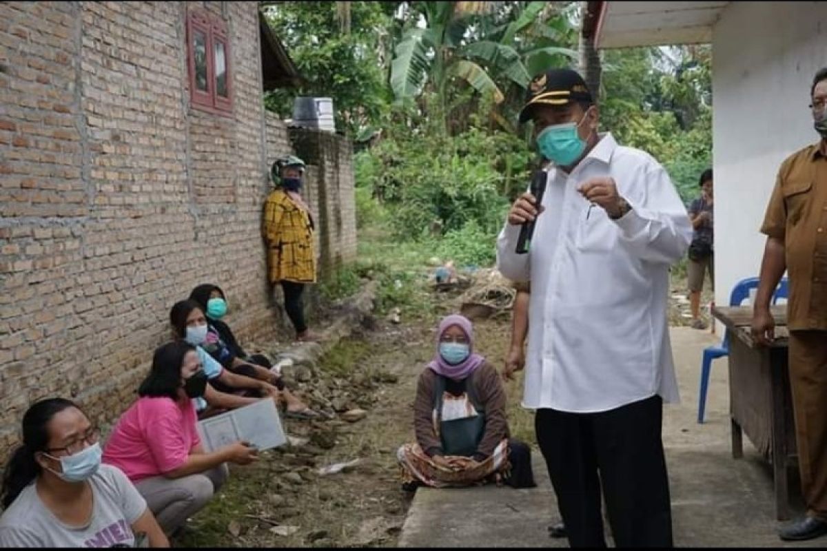 Wali kota tinjau langsung pembagian PKH dan BST