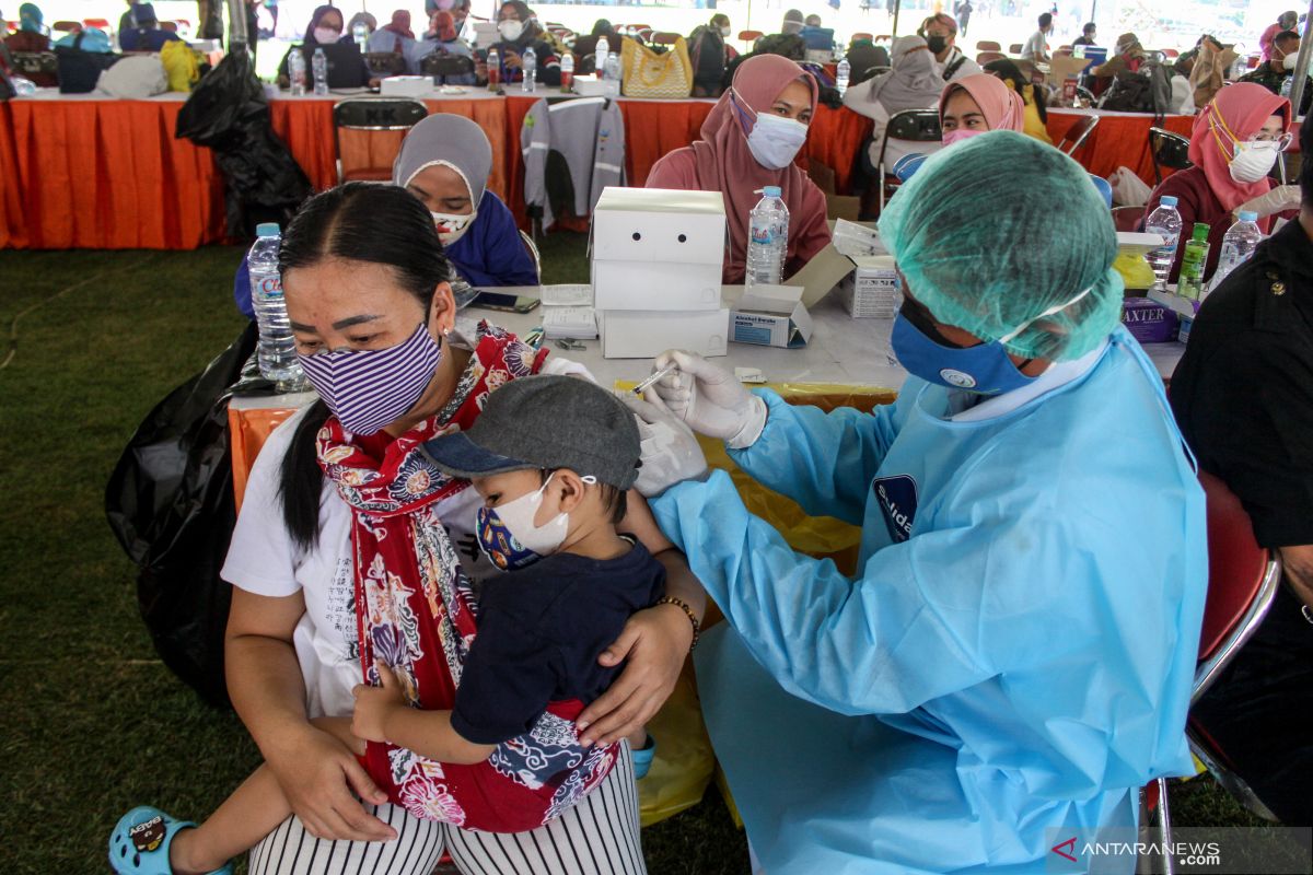 Vaksinasi di Surabaya sasar 25 ribu orang selama dua hari