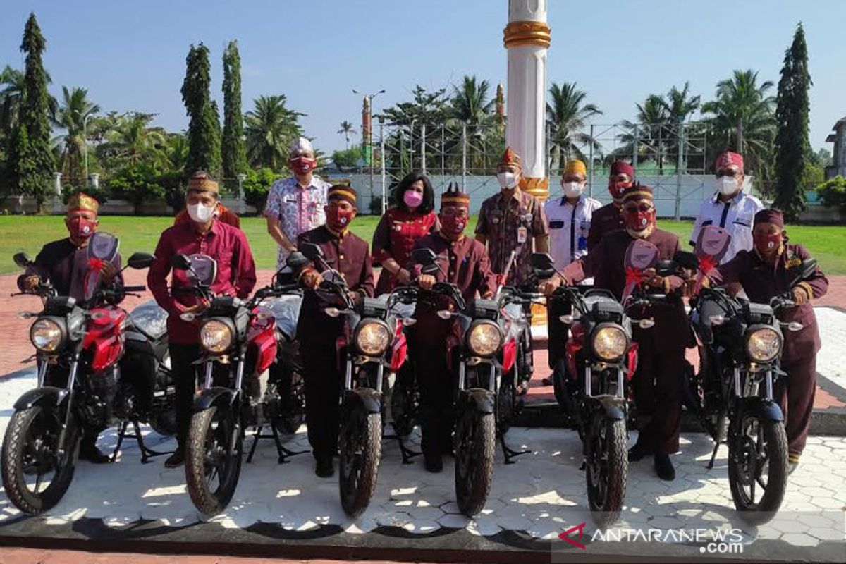 Damang di Barsel dapat bantuan kendaraan operasional dari DAD