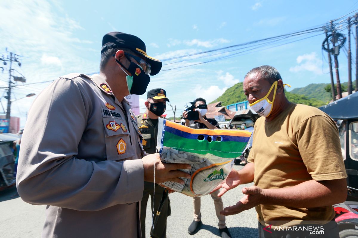 Tim gabungan patroli penerapan protokol kesehatan di pasar tradisional