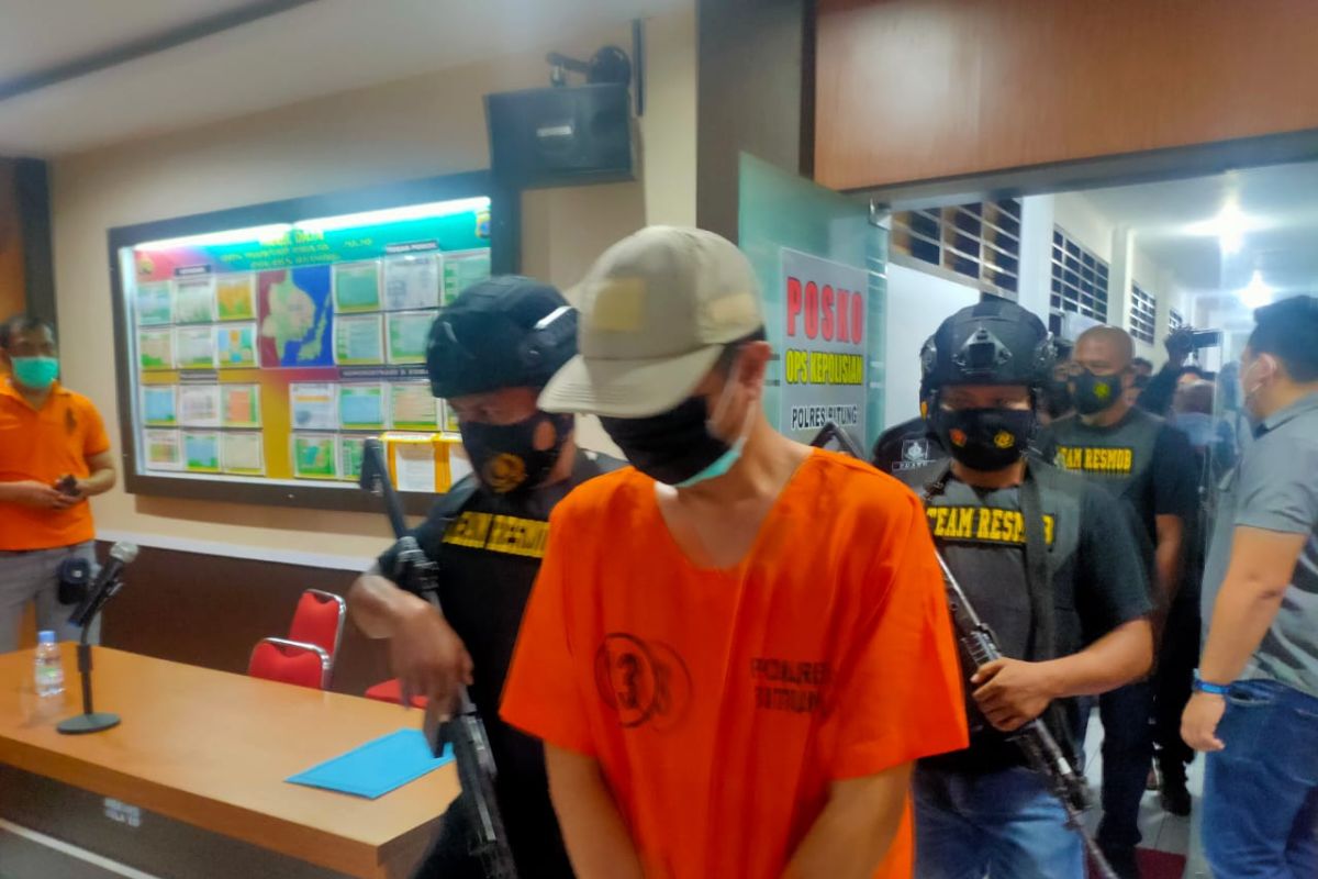 Polres Bitung tangkap oknum PNS pemalsu hasil swab PCR COVID-19