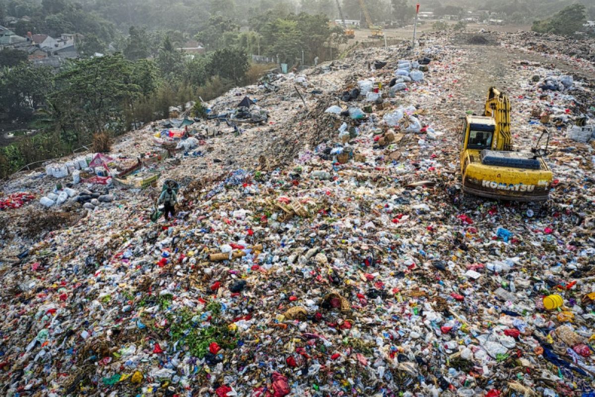 "Waste Credit" dukung pelaku bisnis capai "plastic neutral"