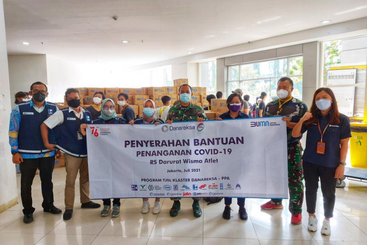 Danareksa berikan bantuan untuk nakes dan penyandang disabilitas