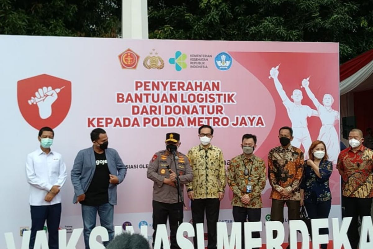 Polda Metro Jaya terima bantuan logistik untuk Vaksinasi Merdeka